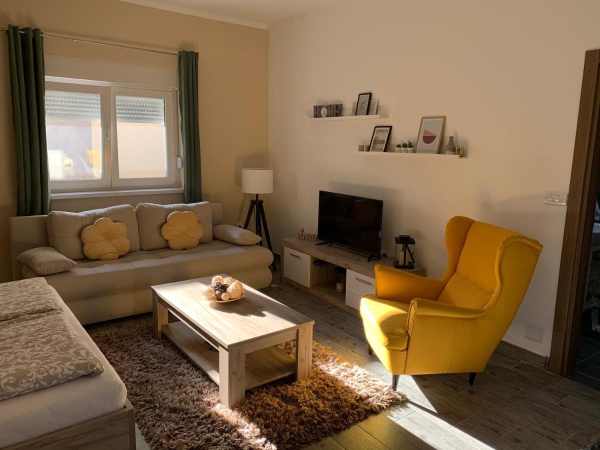 Apartman Hana Σόμπορ Εξωτερικό φωτογραφία